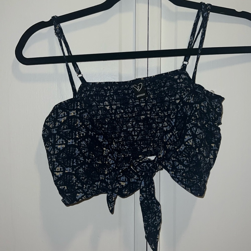 Bow tie crop top